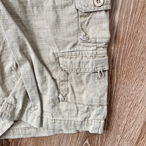 Airwalk Khaki Cargo Shorts for Men 34 - Picture 4 of 8